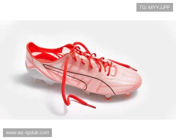 围绕彪马概念型足球鞋的未来性能与设计革新趋势深度解析全景洞察 围绕彪马概念型足球鞋的未来性能与设计革新趋势深度解析全景洞察